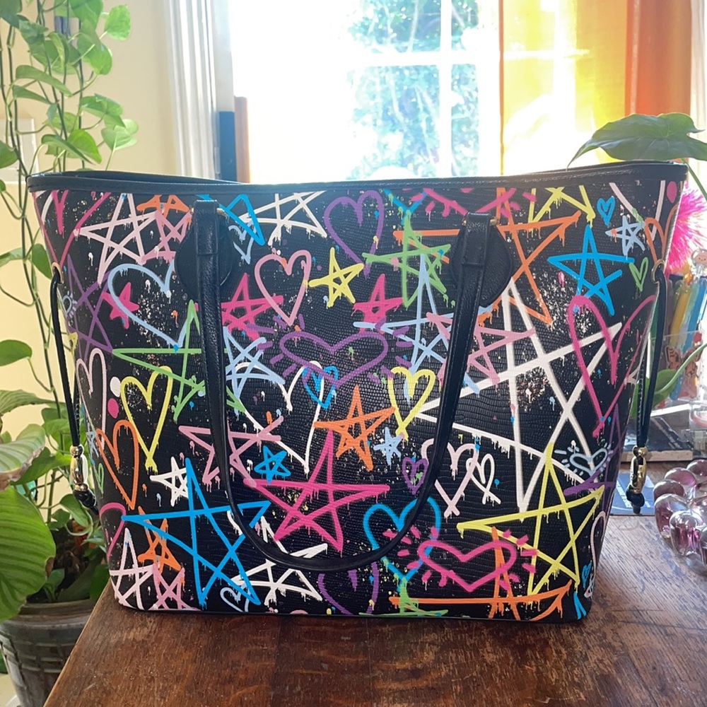 Betsey Johnson purse - Picture 3 of 13